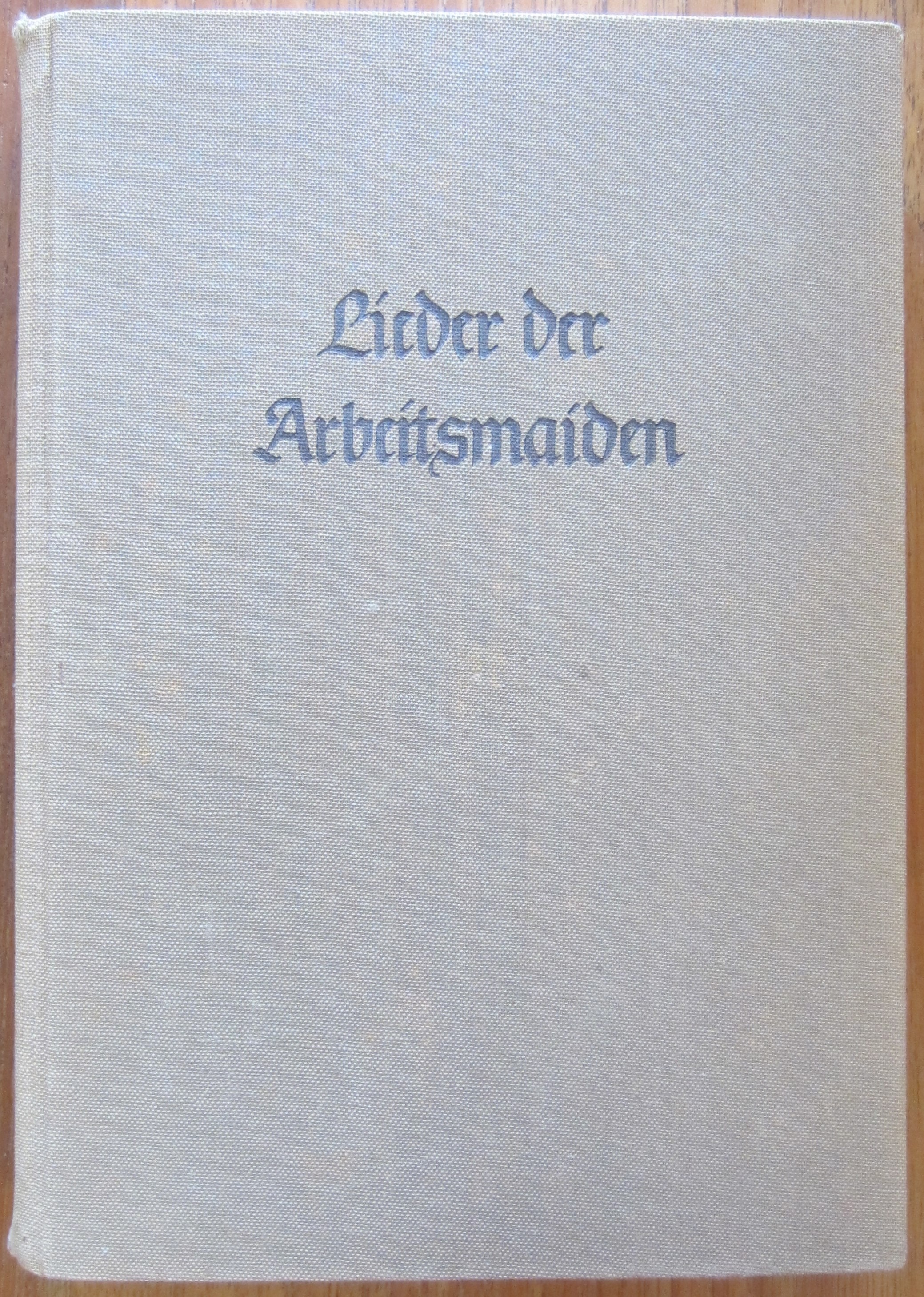 Lieder der Arbeitsmaiden