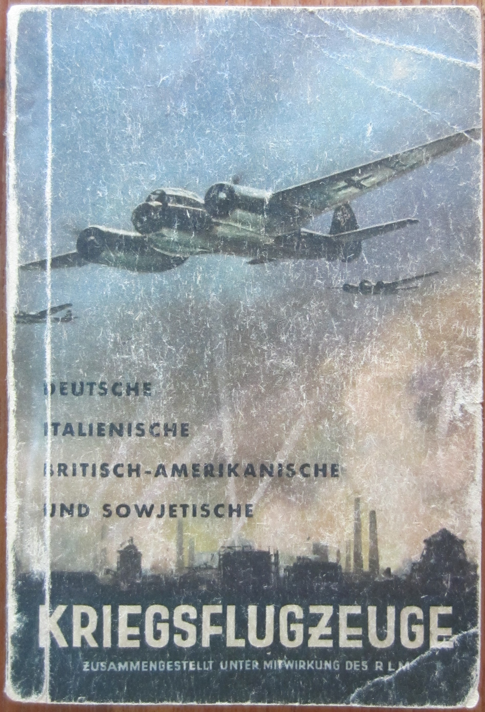 Deutsche italienische britisch-amerikanische und sowjetische Kriegsflugzeuge