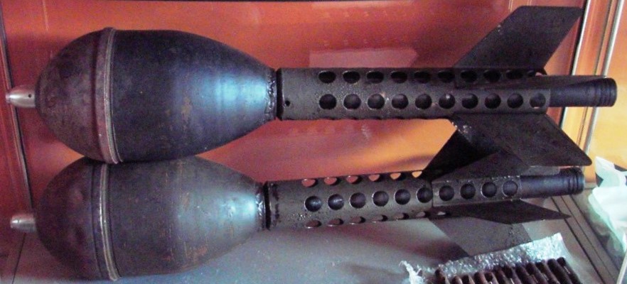 Stielgranate 41 - 2 pieces