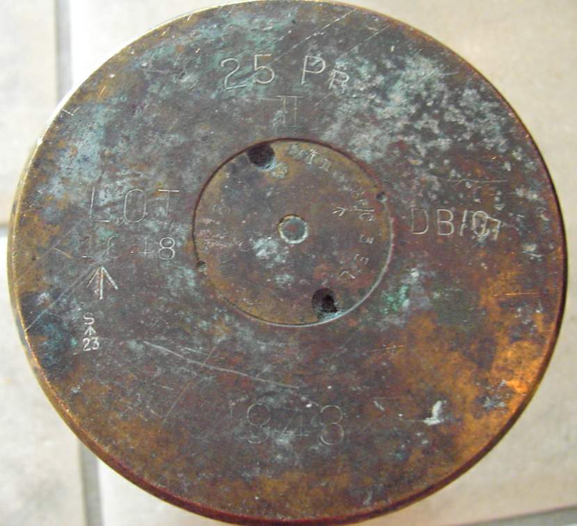 25 pounder - shell 1943