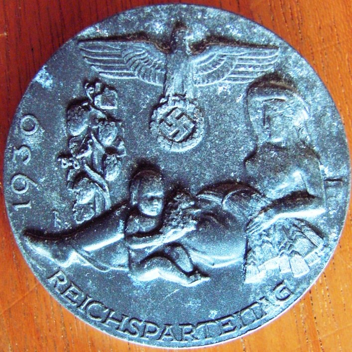 Reichsparteitag 1939 - Manufacturer : Hermann Aurich - Dresden A.16