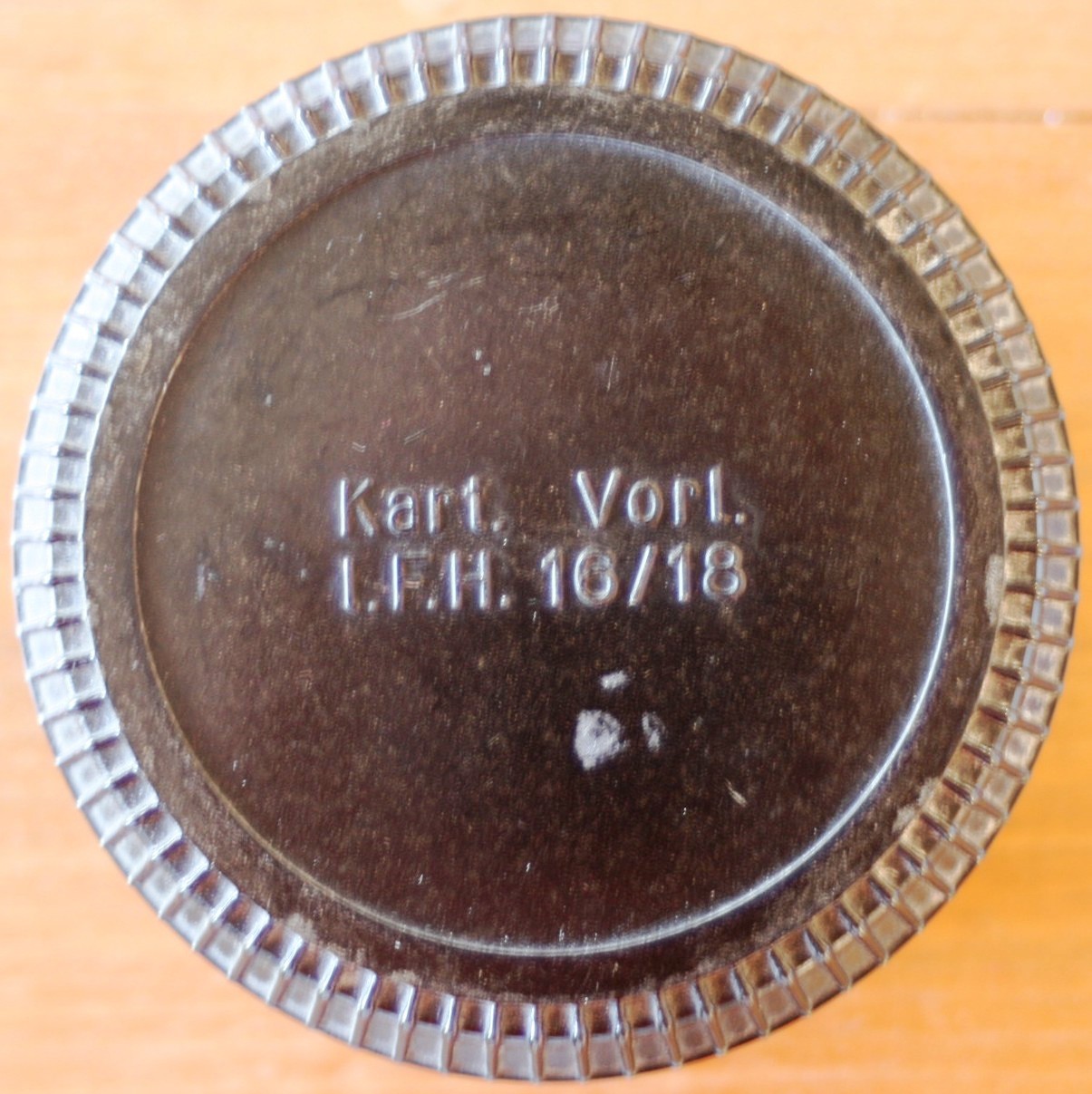 Bakelite container Kart. Vorl. l.F.H. 16/18