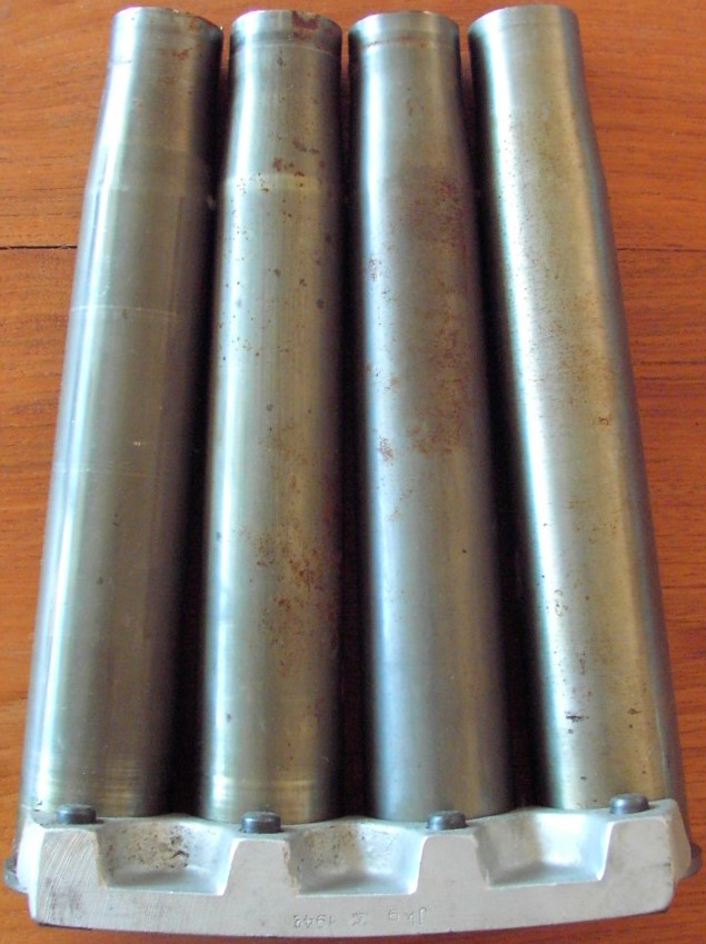 4 cm Bofors on clip - Kriegsmarine