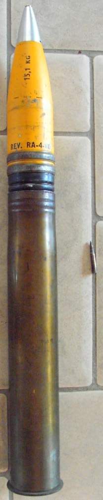 105 mm - casing + head + detonator