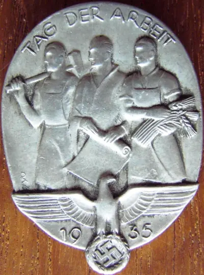 Tag der Arbeit - 1935 - Manufacturer : Gebrüder Baldauf G.m.b.h. Marienburg i. SA.