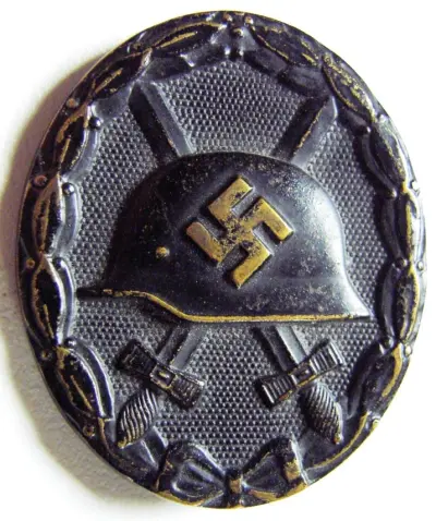 Verwundetenabzeichen - black