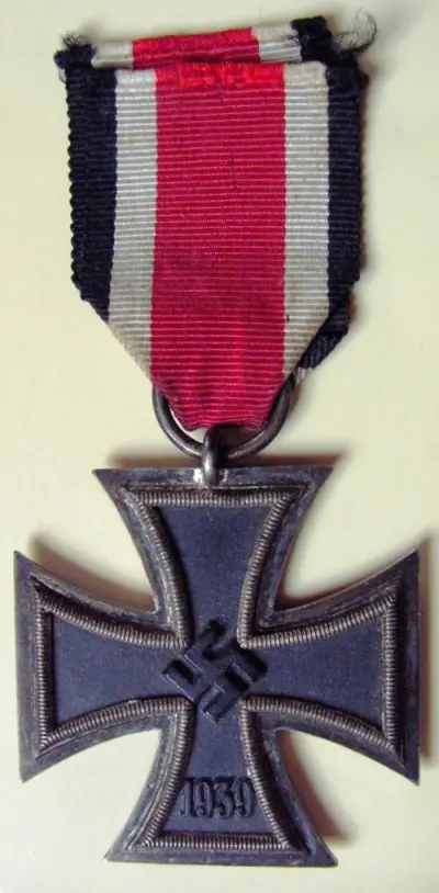 EK II on ribbon