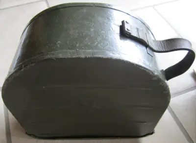 DP28 ammunition box with carrying strap 3 chargers - Russian army 1