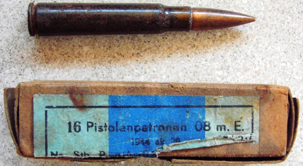 Ammunition box - 16 Pistolenpatronen 08 m.E. - 1944 ak 20 - EMPTY!