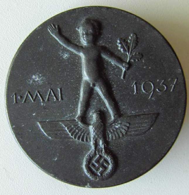 1. Mai 1937 - brooche - Manufacturer: R. SIEPER & SÖHNE - LÜDENSCHEID