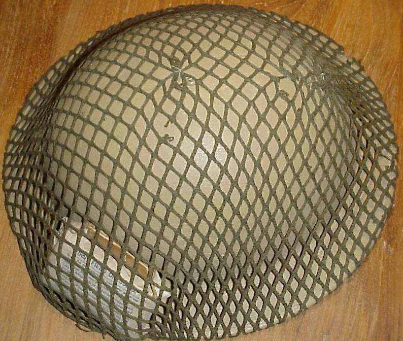 English desert helmet with bandage and netting - 1942